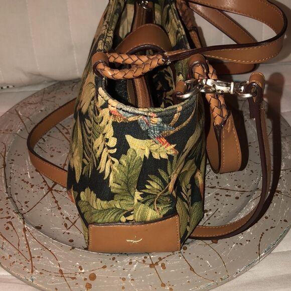 Relic Black Green Red Tropical Canvas Leather Combo Crossbody Bag Purse - Picture 4 of 15